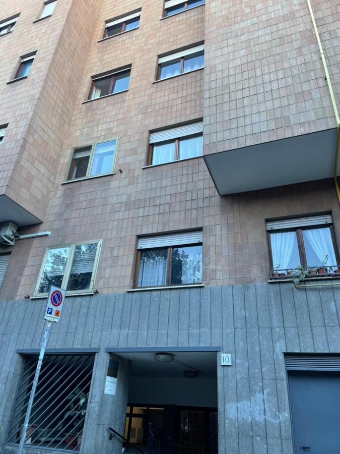 Roma Hub One Villa Exterior photo
